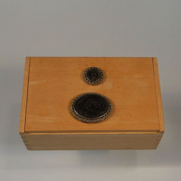 Decorative Wooden Storage Box Jewelry Box Stash Box Keepsakes Box - Picture 2 of 6